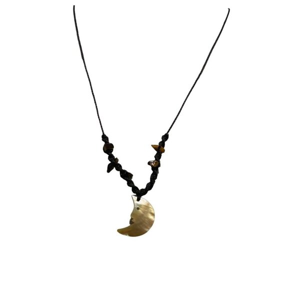 Mother pearl of shell iridescent dangle earrings and crescent moon charm necklac - Picture 3 of 4